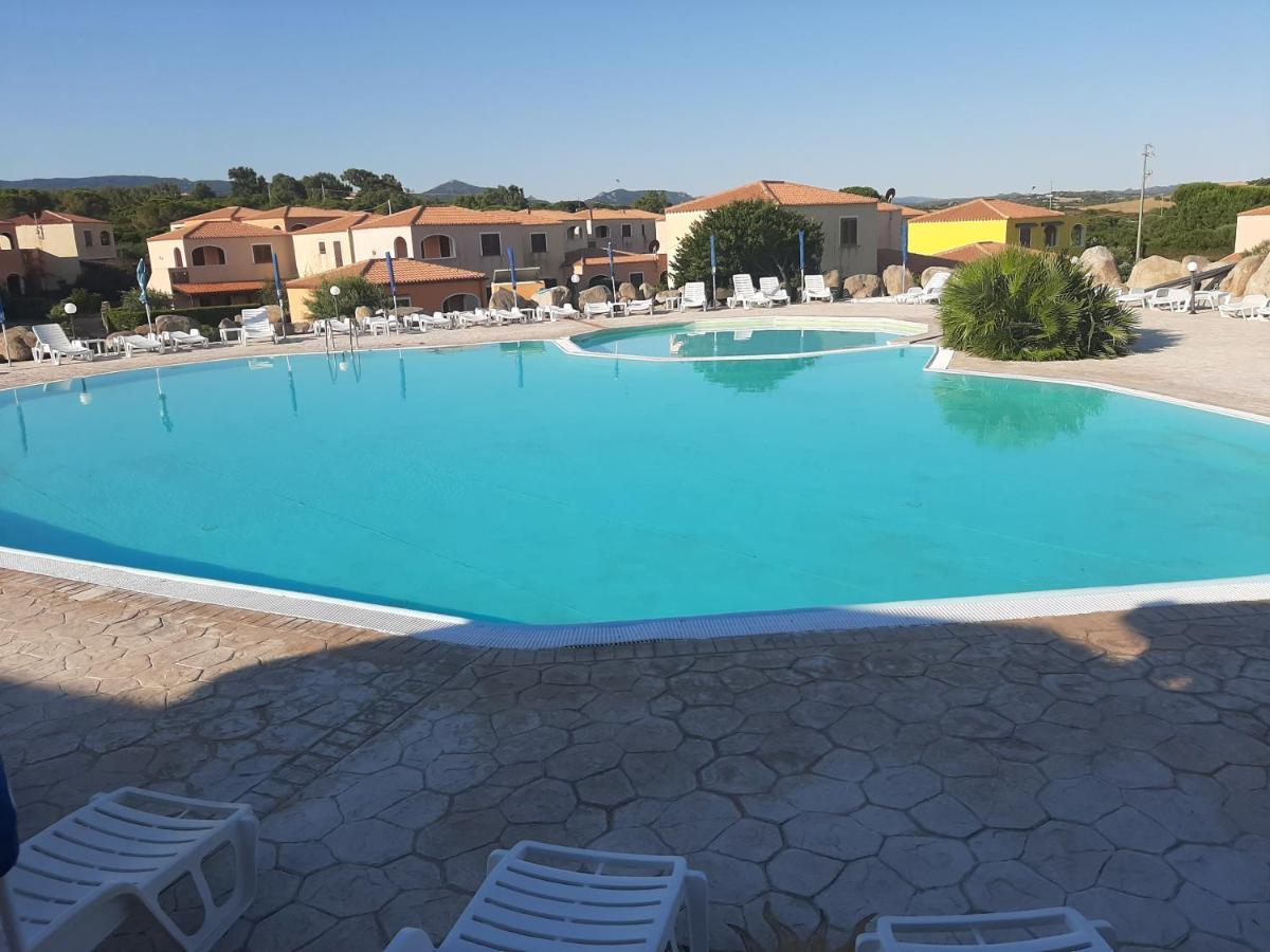 Appartamento Residence Mirice Vignola Mare Aglientu Casa Giorgia ภายนอก รูปภาพ