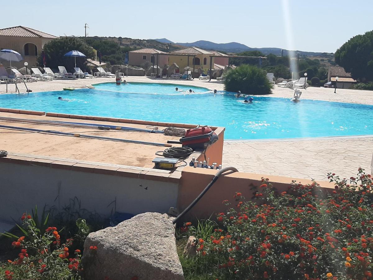 Appartamento Residence Mirice Vignola Mare Aglientu Casa Giorgia ภายนอก รูปภาพ